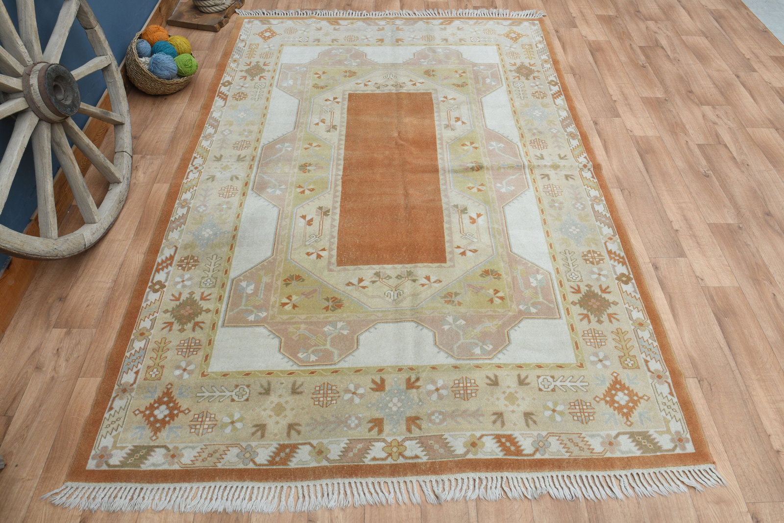 6.7x9.6 ft, BORDERED AREA RUG: Title: 6.7x9.6 ft, BORDERED AREA RUG Description: This Turkish one-of-a-kind Vintage Turkish Rug is hand-knotted and handwoven by the most skilled artisans who use pure wool, in muted, natural tones, 