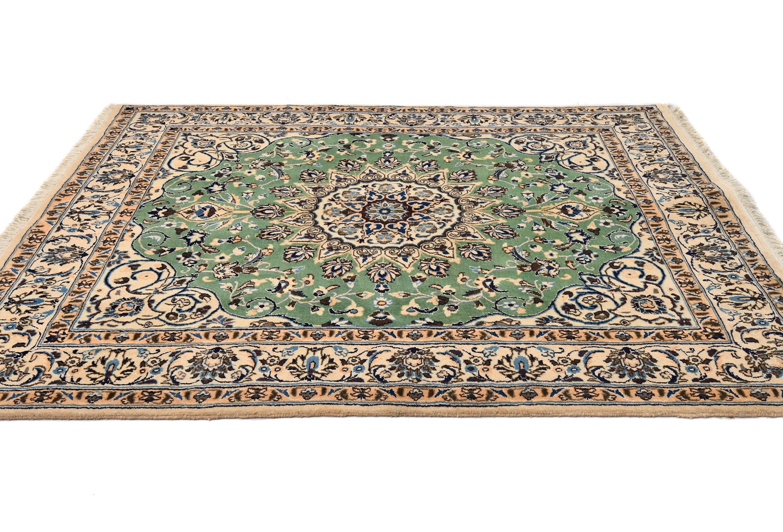 Vintage Floral Classic Green 5X7 Nain Persian Rug - 5