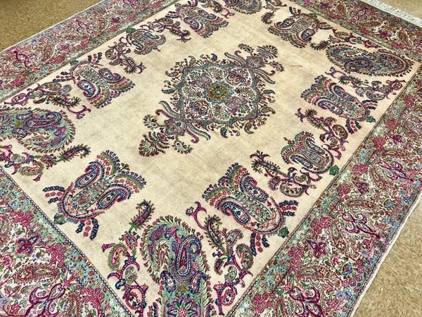 Persian Kerman Hand Knotted Semi-Antique Oriental Rug 9'9" x 12'3" - 11
