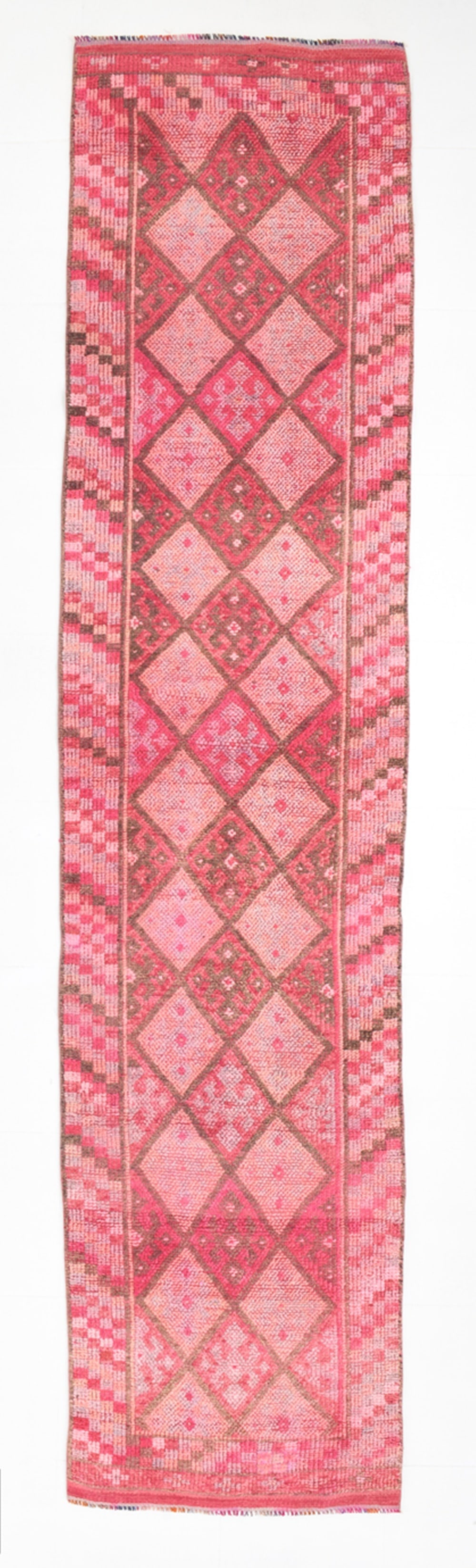 2'9'' x 11'8'' Handmade Vintage Wool Rug - 7283: Title: 2'9'' x 11'8'' Handmade Vintage Wool Rug - 7283 Description:2'9'' x 11'8'' Handmade Vintage Wool Rug - 7283 Origin:Turkiye Date/Period:1960-90 Materials:Wool,Cotton Dimension:2'9''x11'8'' ft, 8