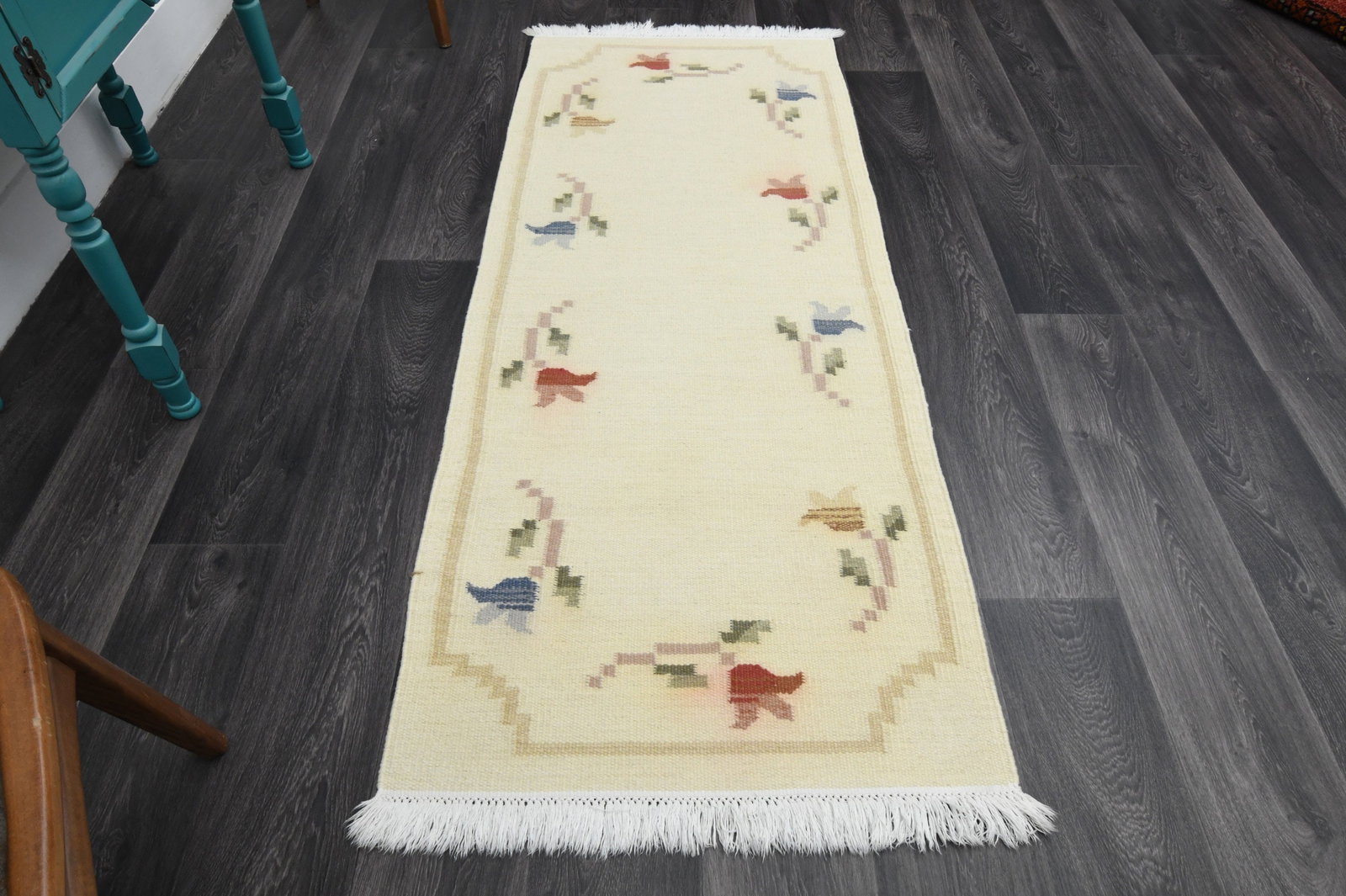2.6x6.3 ft, TURKISH KILIM Runner: Title: 2.6x6.3 ft, TURKISH KILIM Runner Description: This Turkish one-of-a-kind Vintage Flatweave Kilim Rug is hand-knotted and handwoven by the most skilled artisans who use pure wool, in vibrant, na