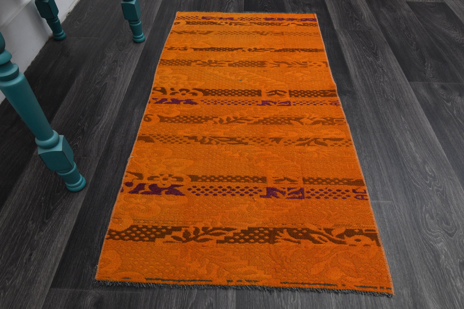 2.1x3.9 ft, Handloom Rug: Title: 2.1x3.9 ft, Handloom Rug Description: This Turkish one-of-a-kind Vintage Flatweave Kilim Rug is hand-knotted and handwoven by the most skilled artisans who use pure wool, in vibrant, natural to