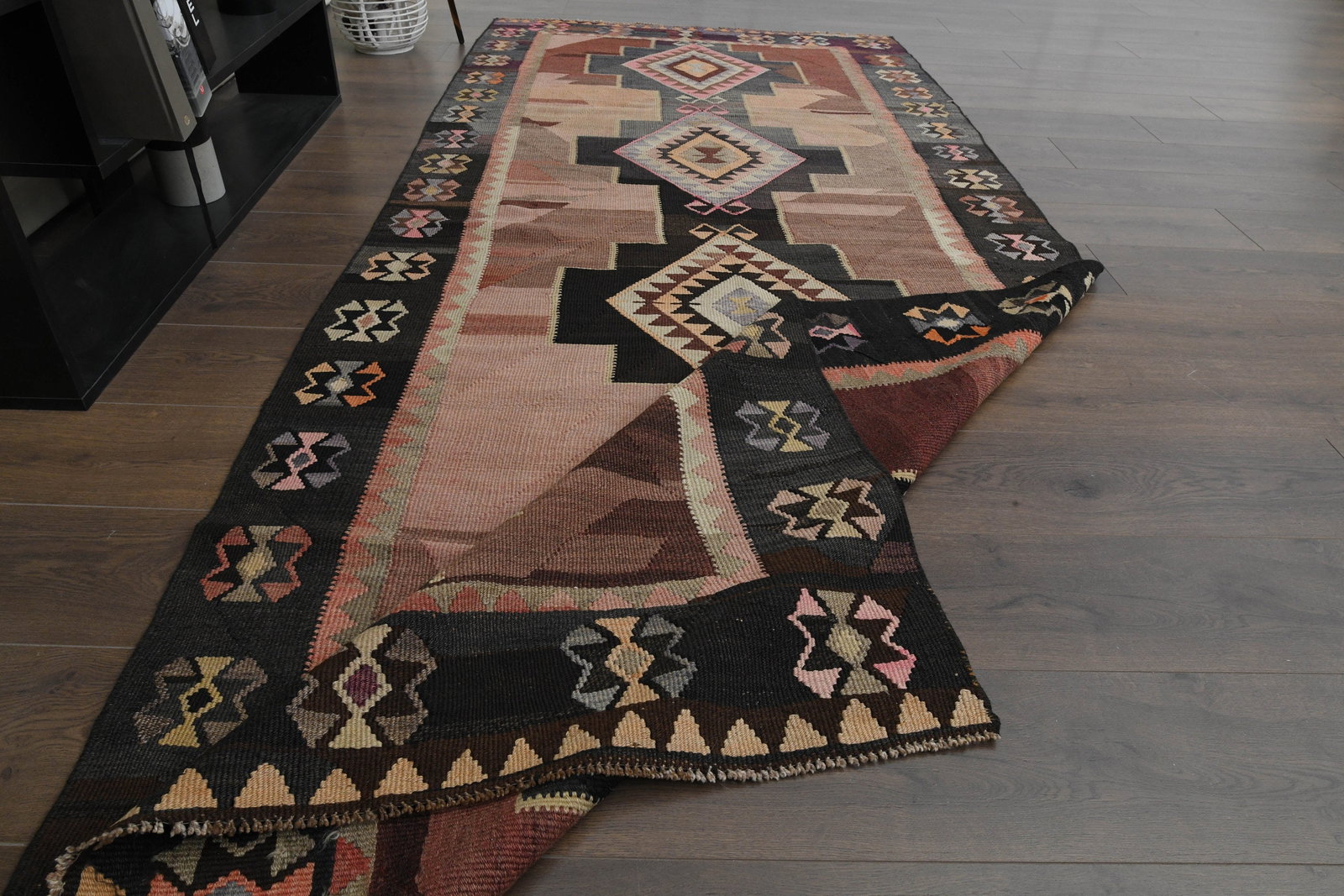 4x9'6 ft, KILIM RUNNER RUG: Title: 4x9'6 ft, KILIM RUNNER RUG Description: This Turkish one-of-a-kind Vintage Flatweave Kilim Rug is hand-knotted and handwoven by the most skilled artisans who use pure wool, in vibrant, natural 