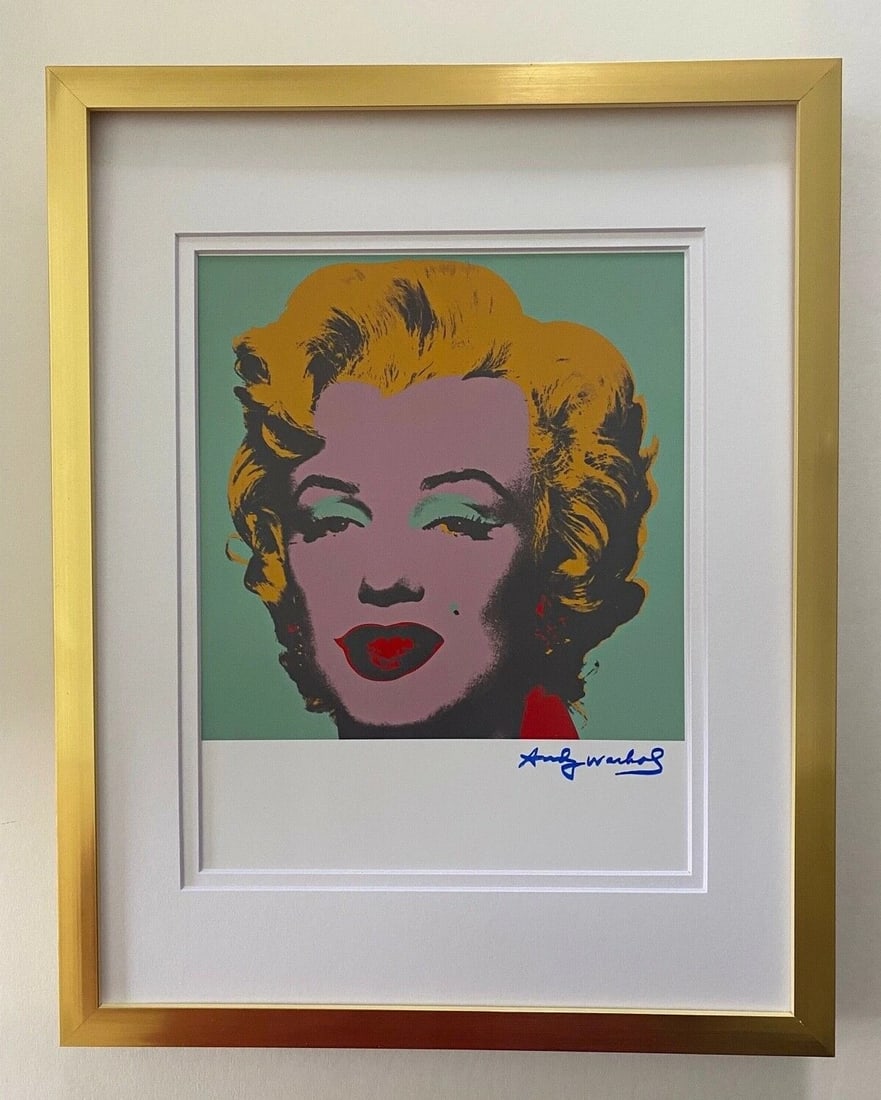 ANDY WARHOL 1984 SIGNED AWESOME MARILYN MONROE PRINT MATTED & FRAMED: Title:ANDY WARHOL 1984 SIGNED AWESOME MARILYN MONROE PRINT MATTED & FRAMED Description:This is an Awesome and Scarce 1984 Print after Andy Warhol FACSIMILE SIGNATURE IN BLUE INK " MARILYN MONROE " fro
