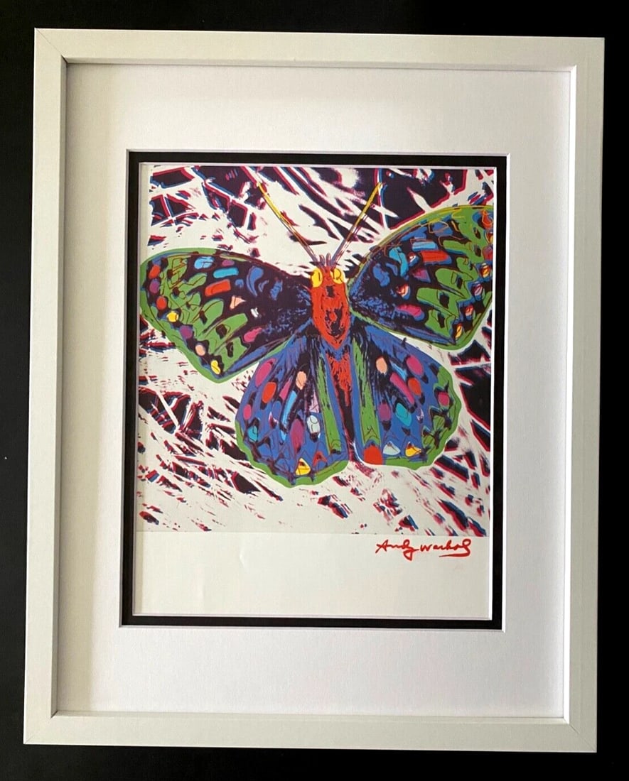 Andy Warhol 1980s Butterfly Signed Pop Art Print Collector Ready to Hang: Title:Andy Warhol 1980s Butterfly Signed Pop Art Print Collector Ready to Hang Description:This is an Awesome and Scarce 1984 Print after Andy Warhol FACSIMILE SIGNATURE IN RED INK " SOUP CANS "