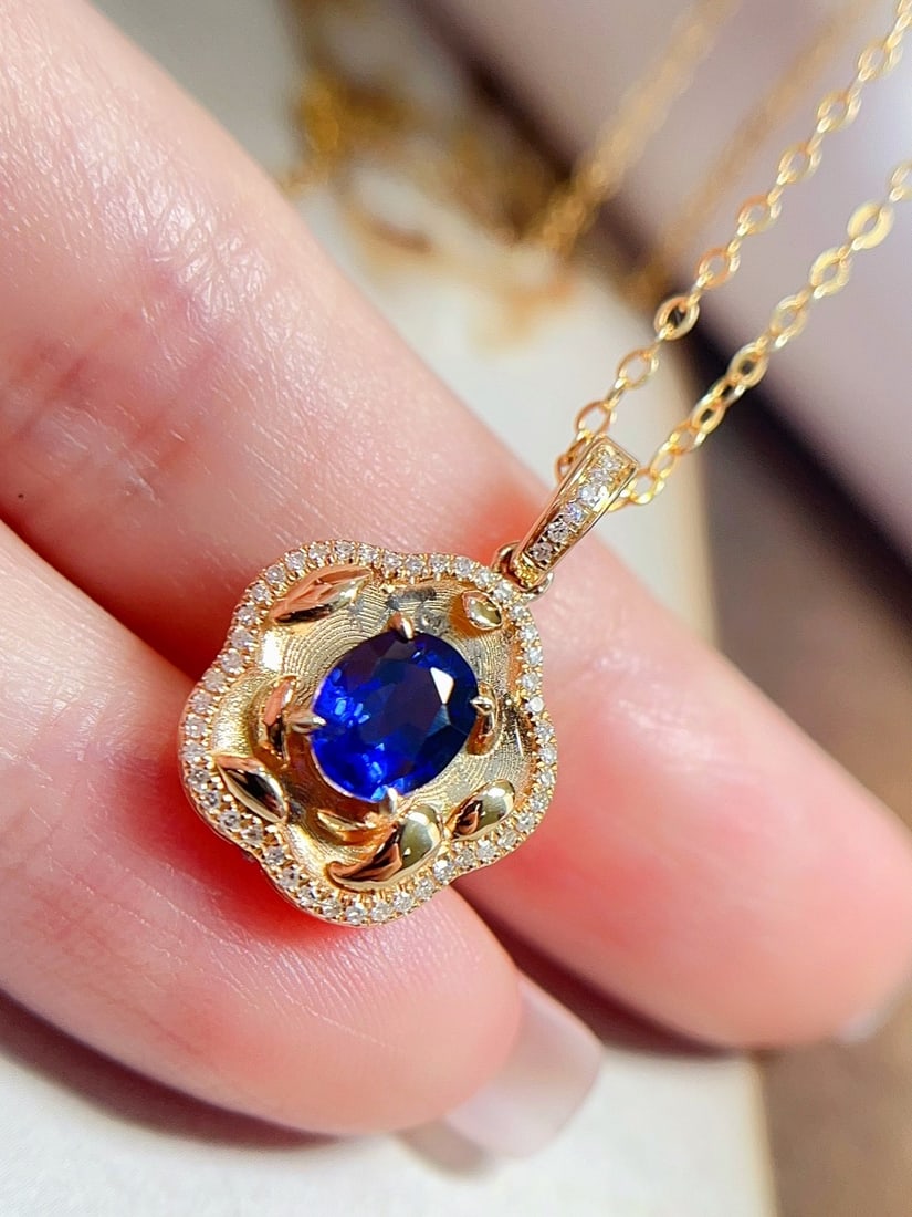 18K Gold Sapphire Pendant - 4