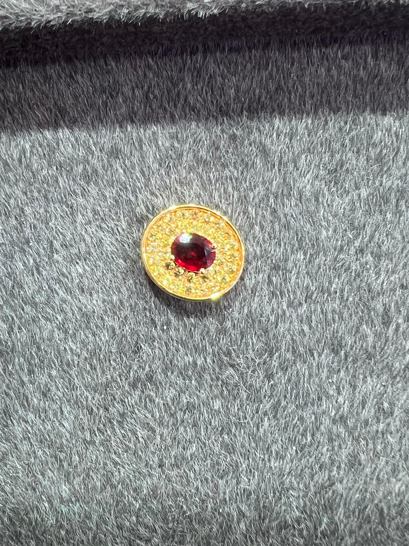 18K Gold Natural Ruby Pendant - 10