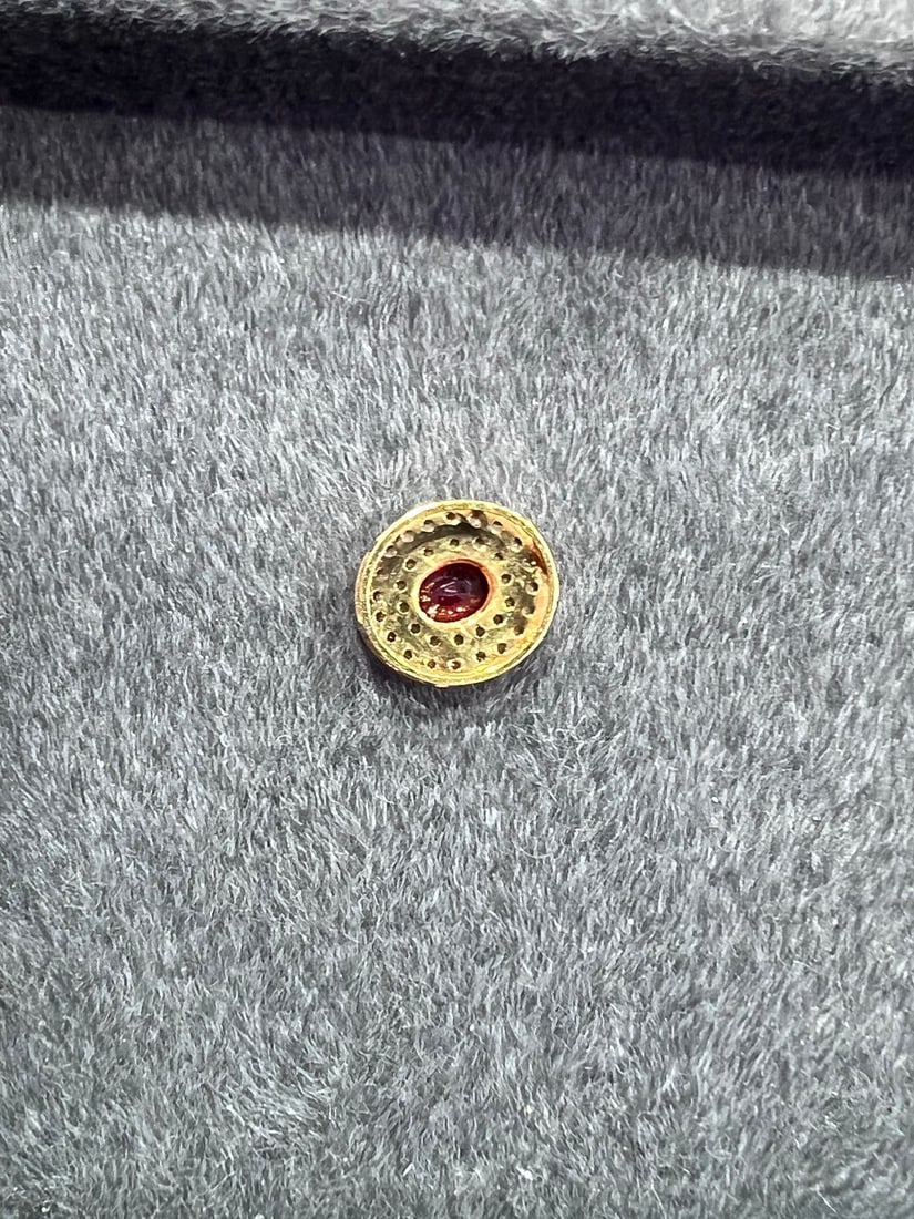 18K Gold Natural Ruby Pendant - 11