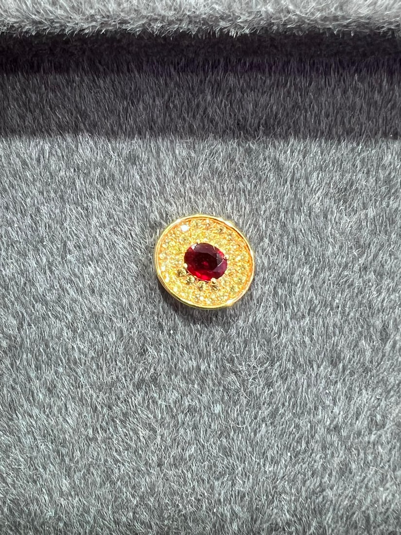 18K Gold Natural Ruby Pendant - 8