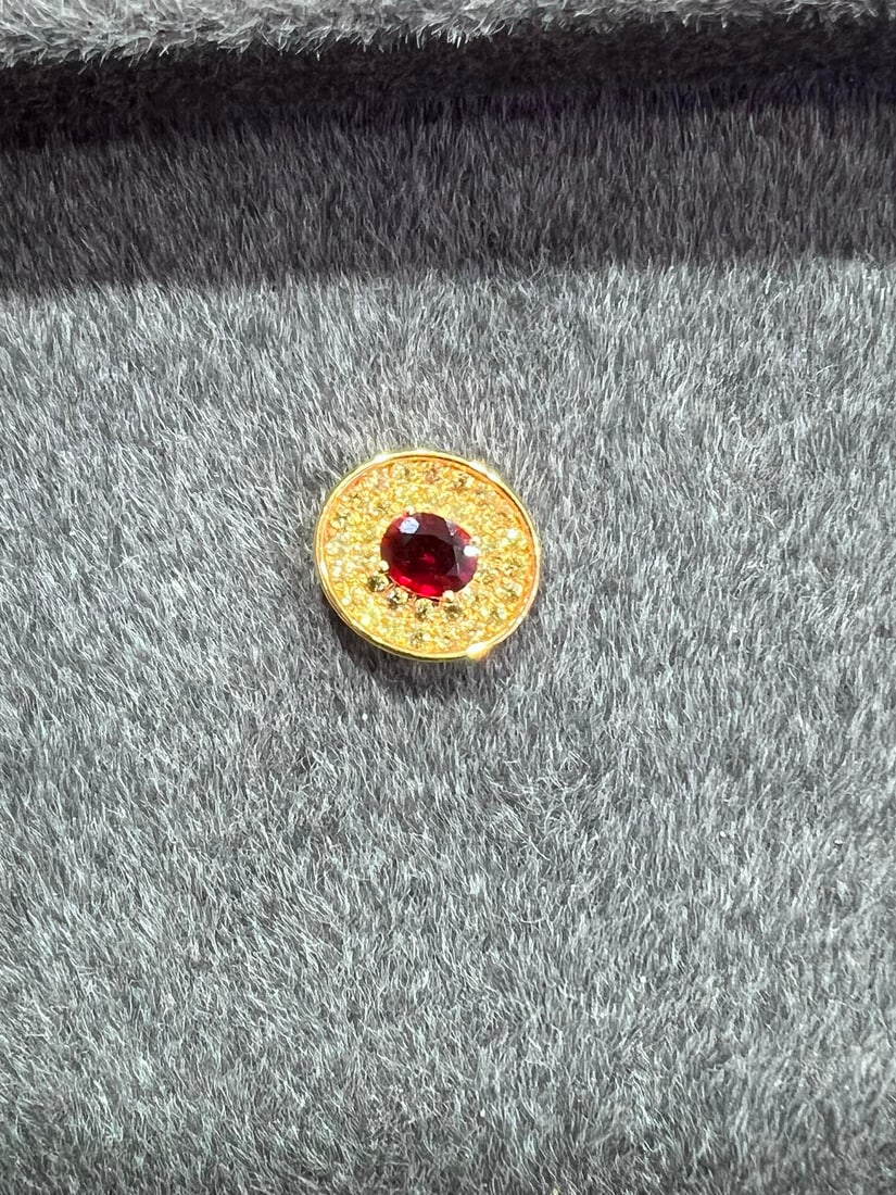 18K Gold Natural Ruby Pendant - 9