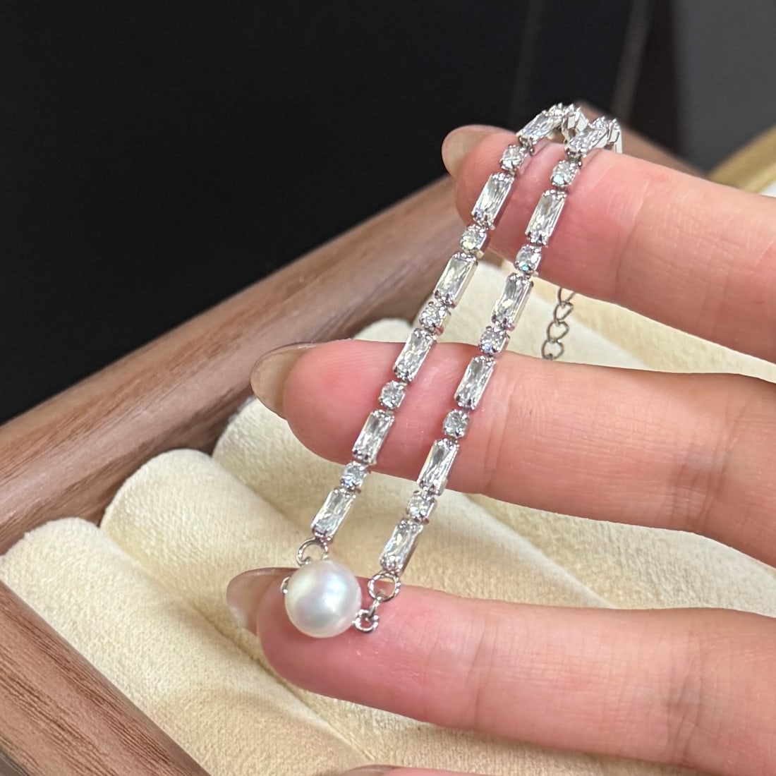 Natural Freshwater Pearl Bracelet - 5