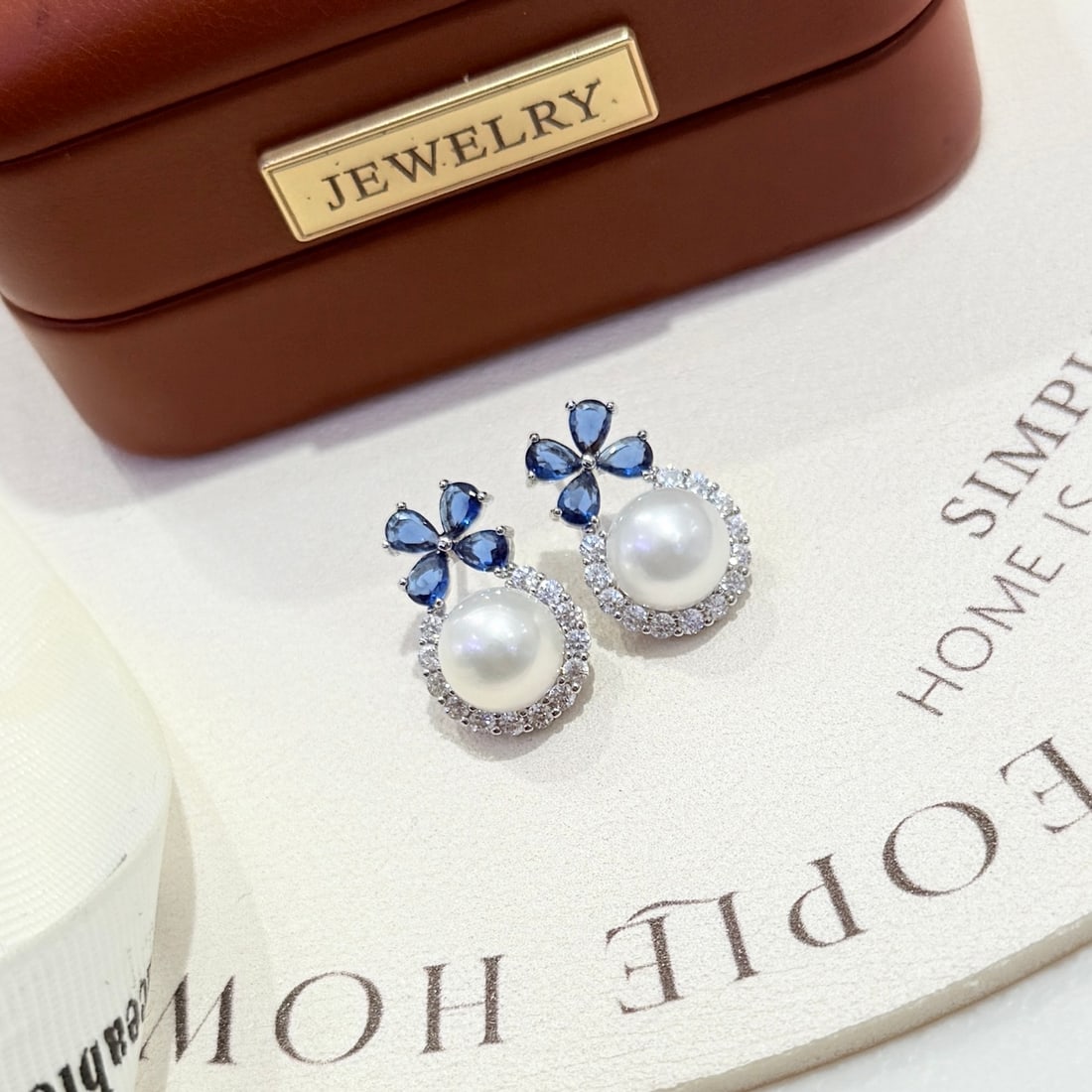 Natural Freshwater Pearl Earrings (1 of 6)