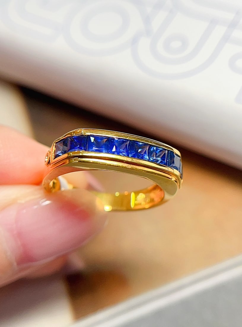 18K Gold Sapphire Ring - 2