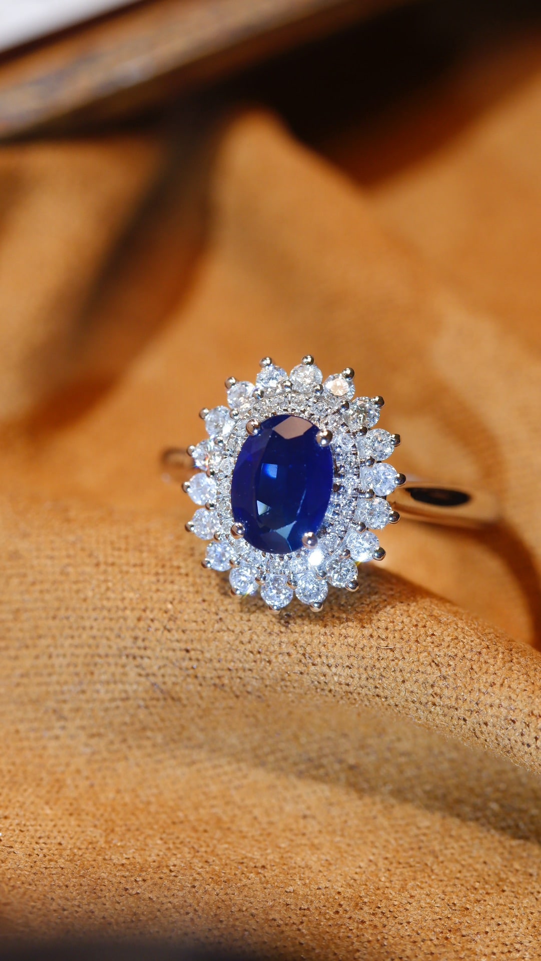 18K Gold Natural Sapphire Ring - 5