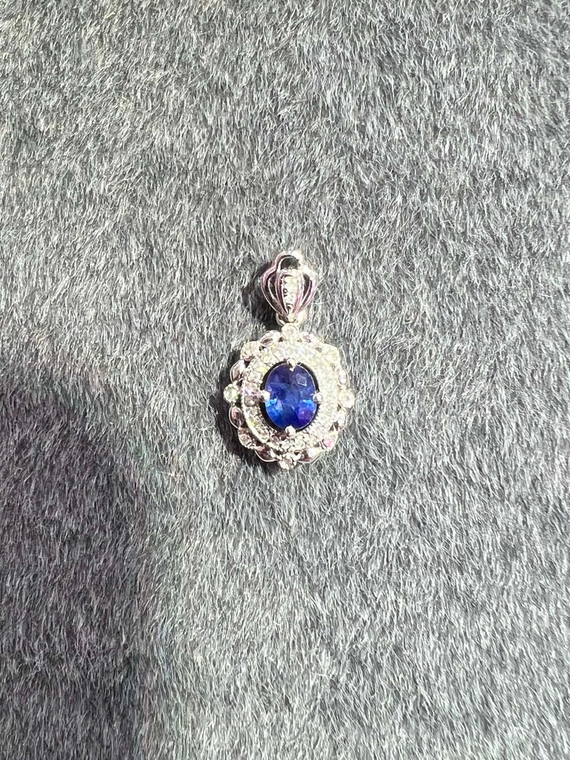 18K Gold Natural Sapphire Pendant - 8