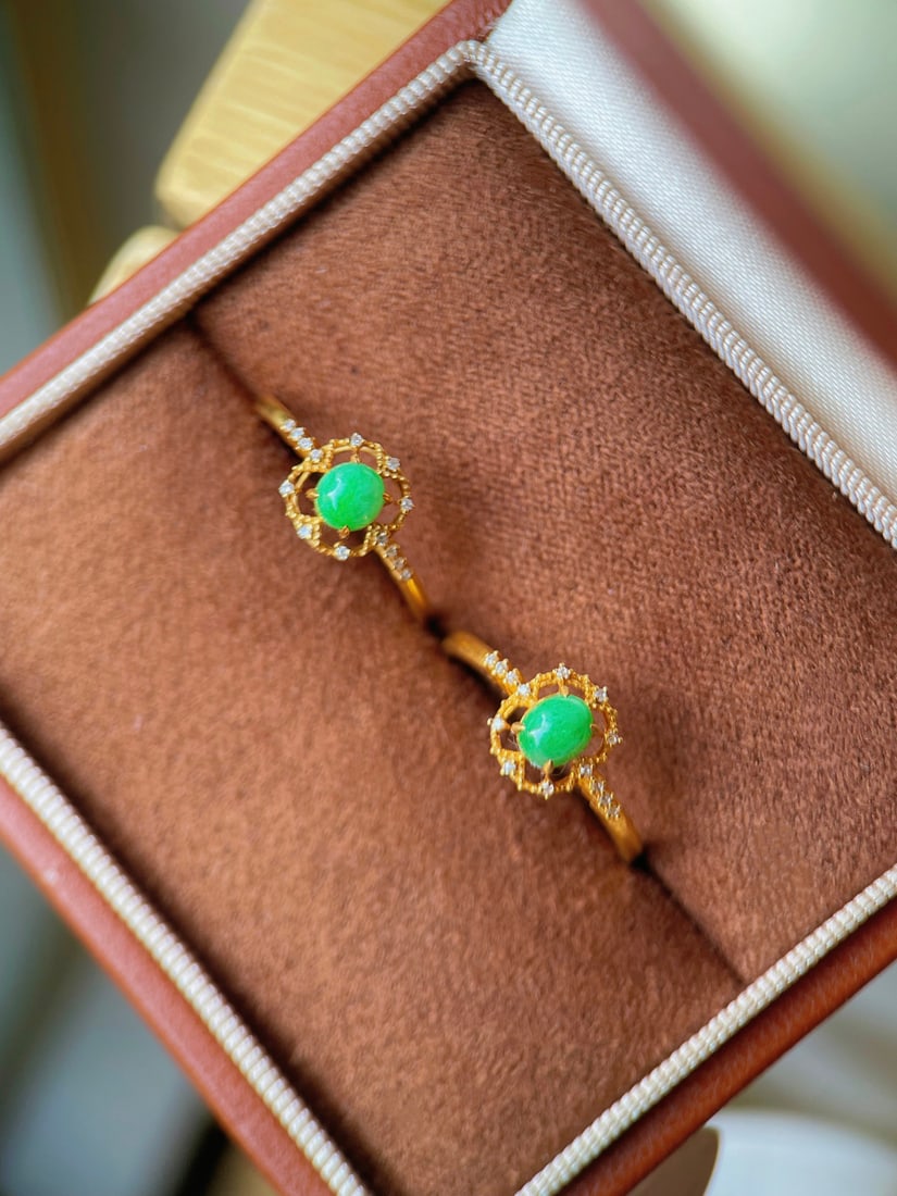 18K Gold Natural Jadeite Ring - 3