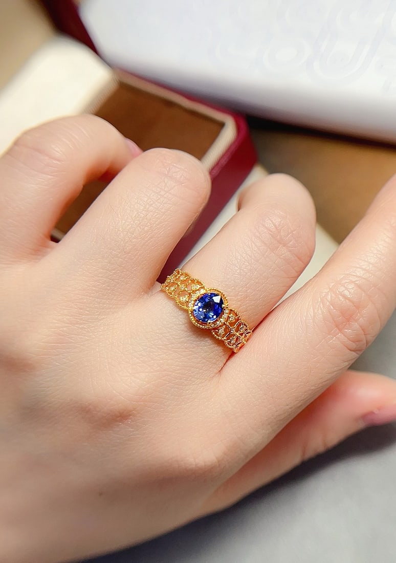 18K Gold Sapphire Ring - 5