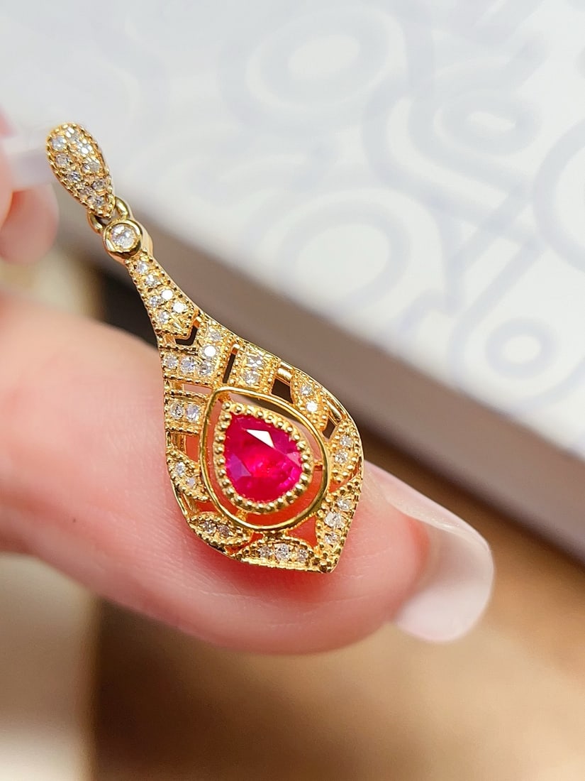 18K Gold Ruby Pendant - 3