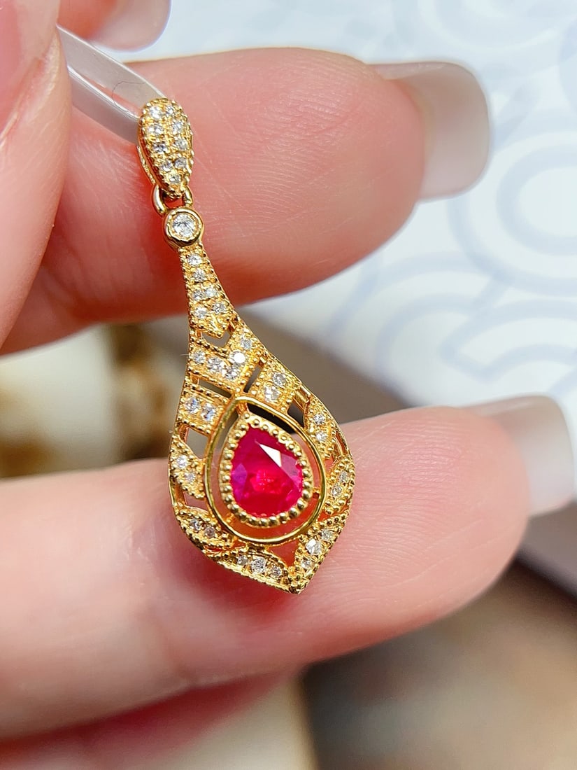 18K Gold Ruby Pendant - 4