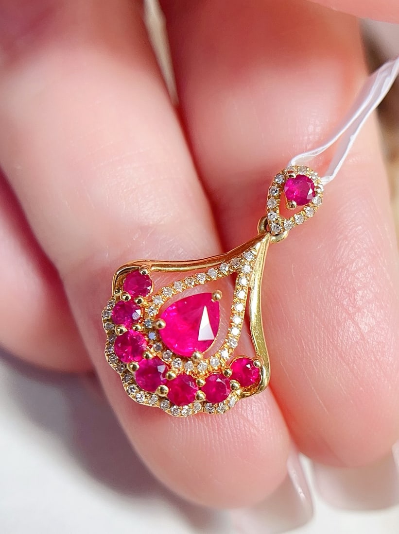 18K Gold Ruby Pendant - 4