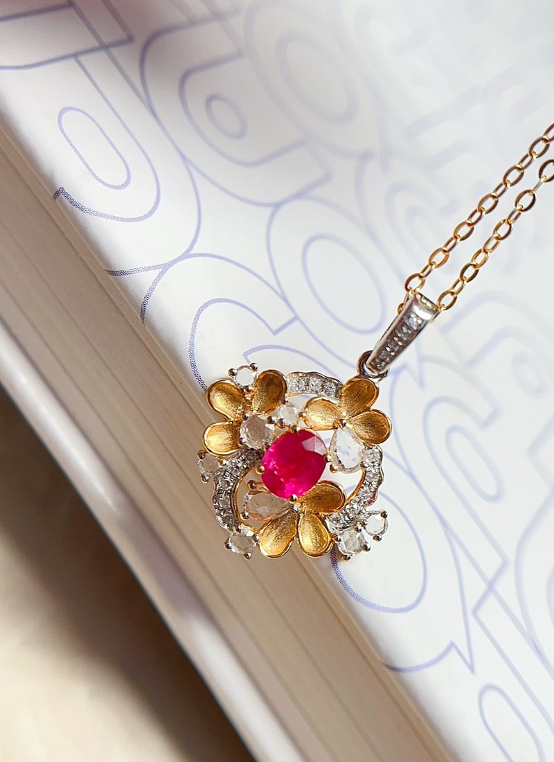 18K Gold Ruby Pendant - 3