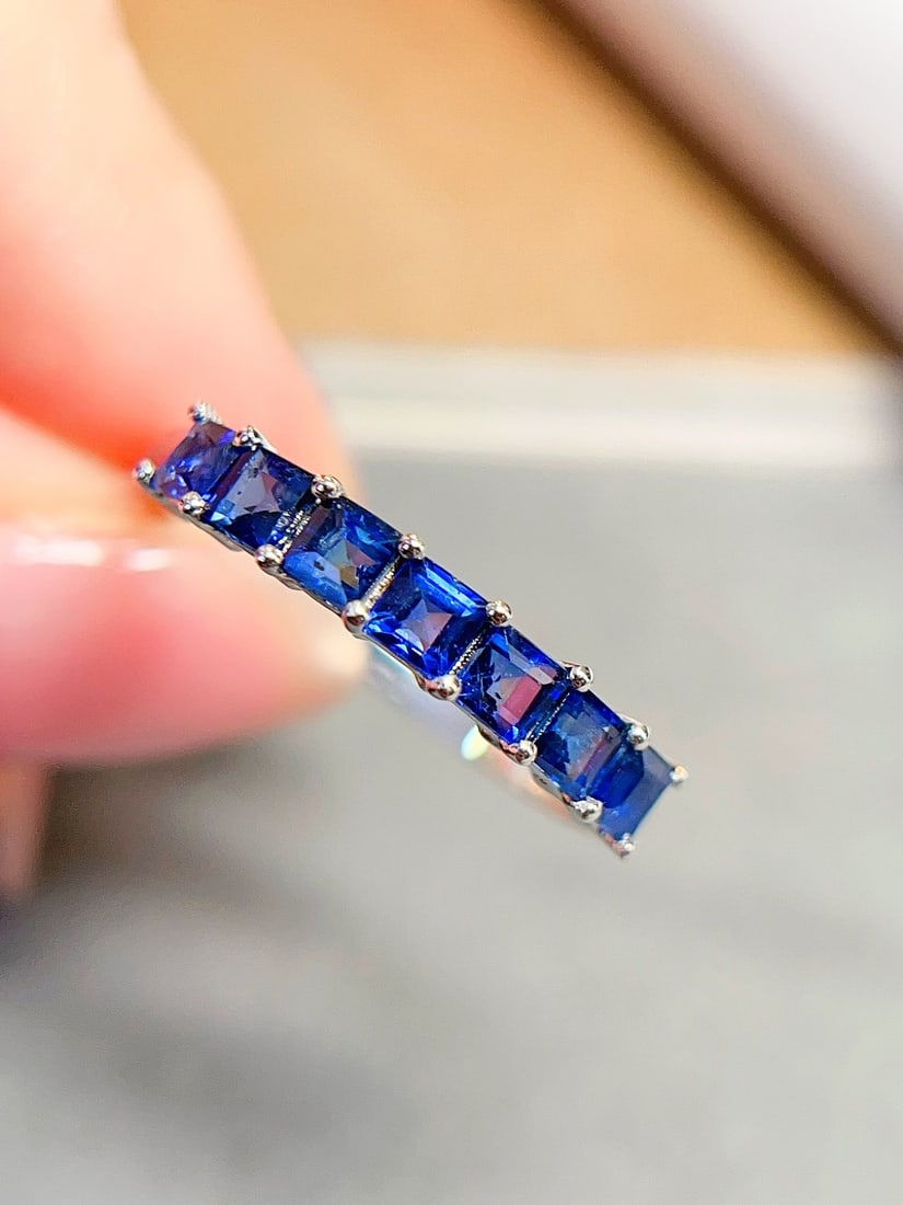 18K Gold Sapphire Ring - 2