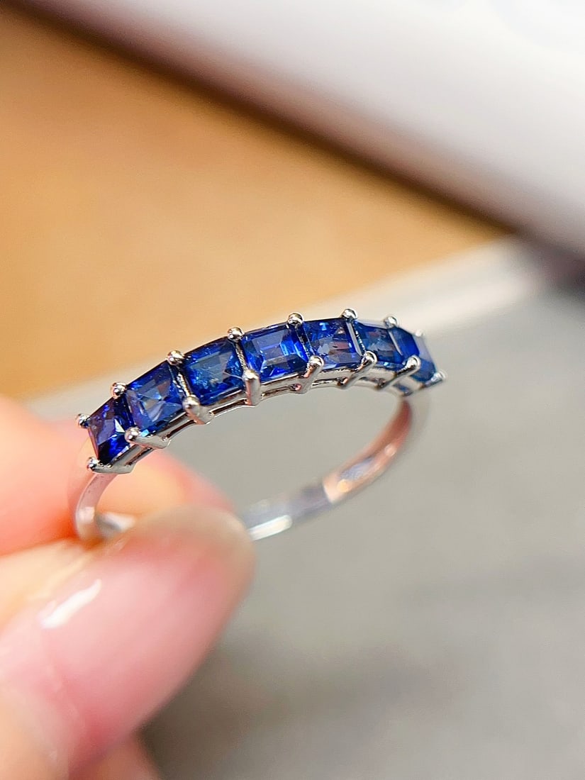 18K Gold Sapphire Ring - 3