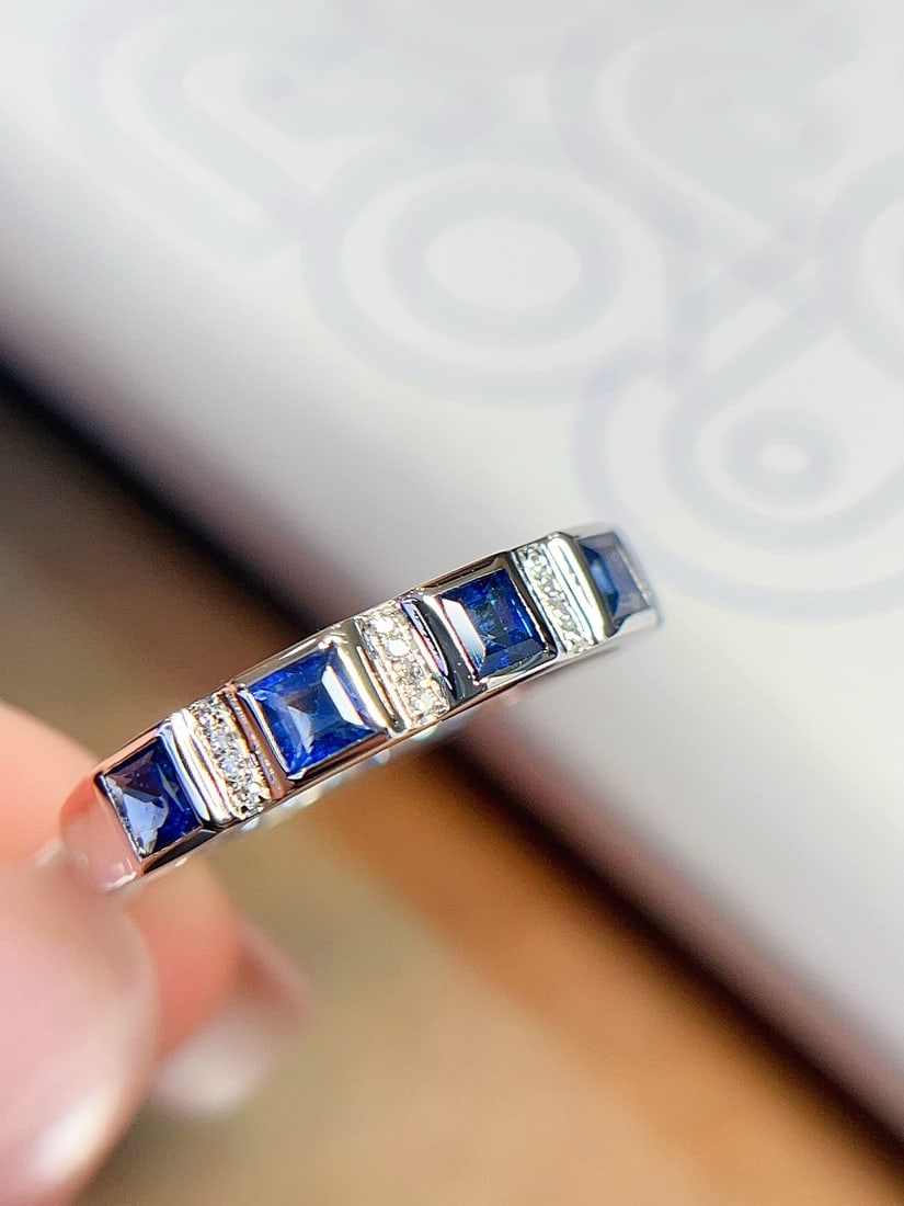 18K Gold Sapphire Ring - 4