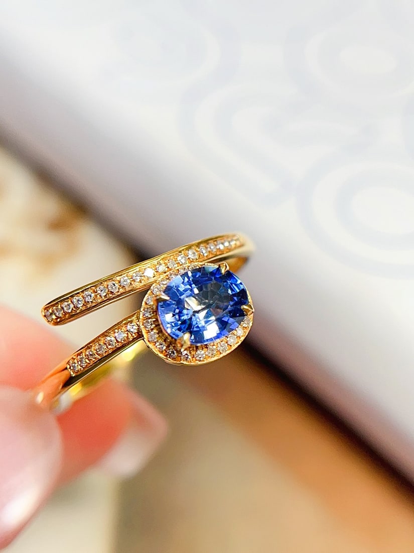 18K Gold Sapphire Ring - 2