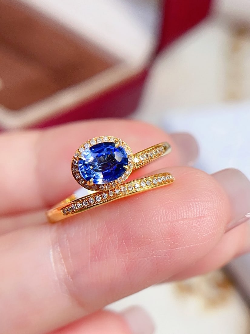 18K Gold Sapphire Ring - 4