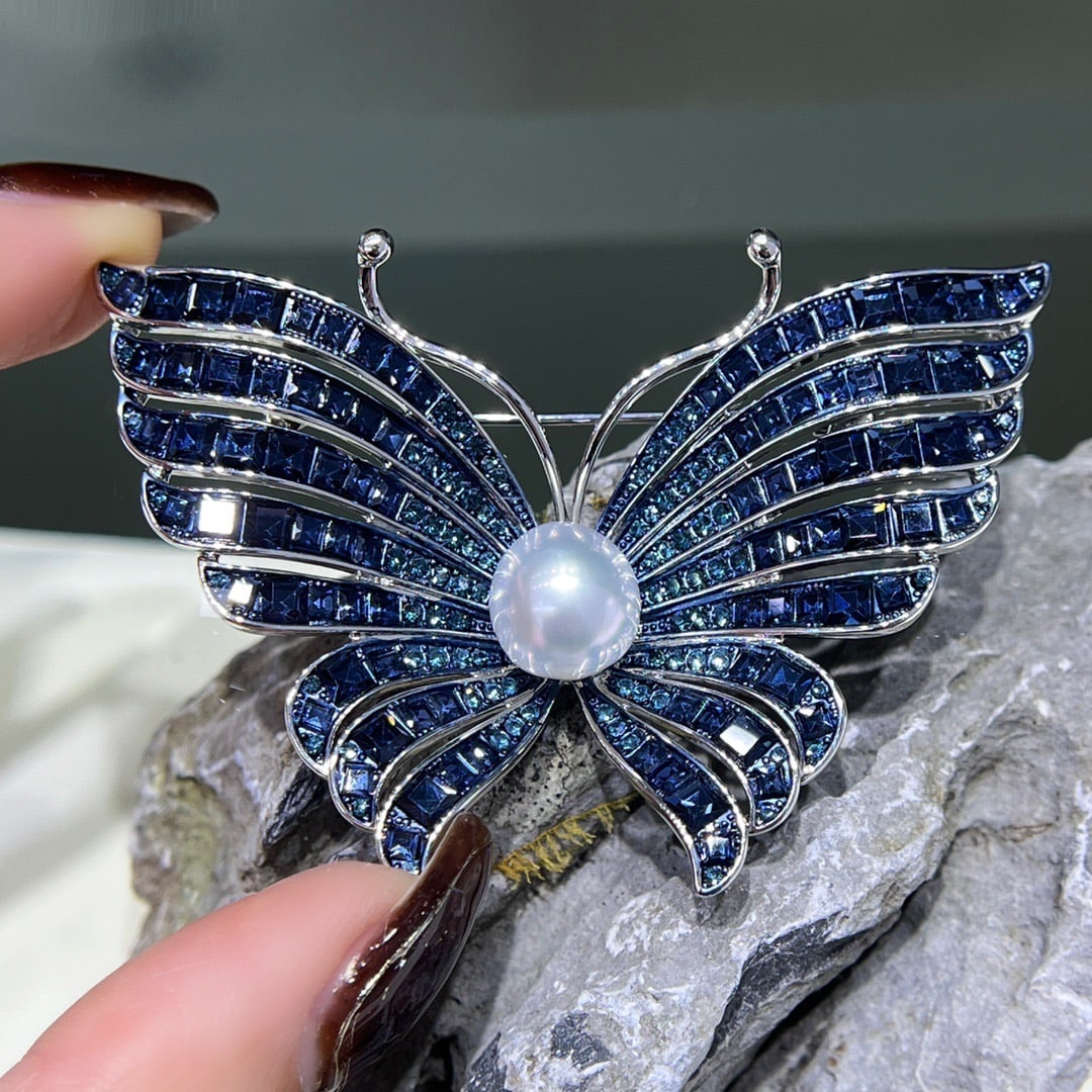 Freshwater Pearl Brooch - 2