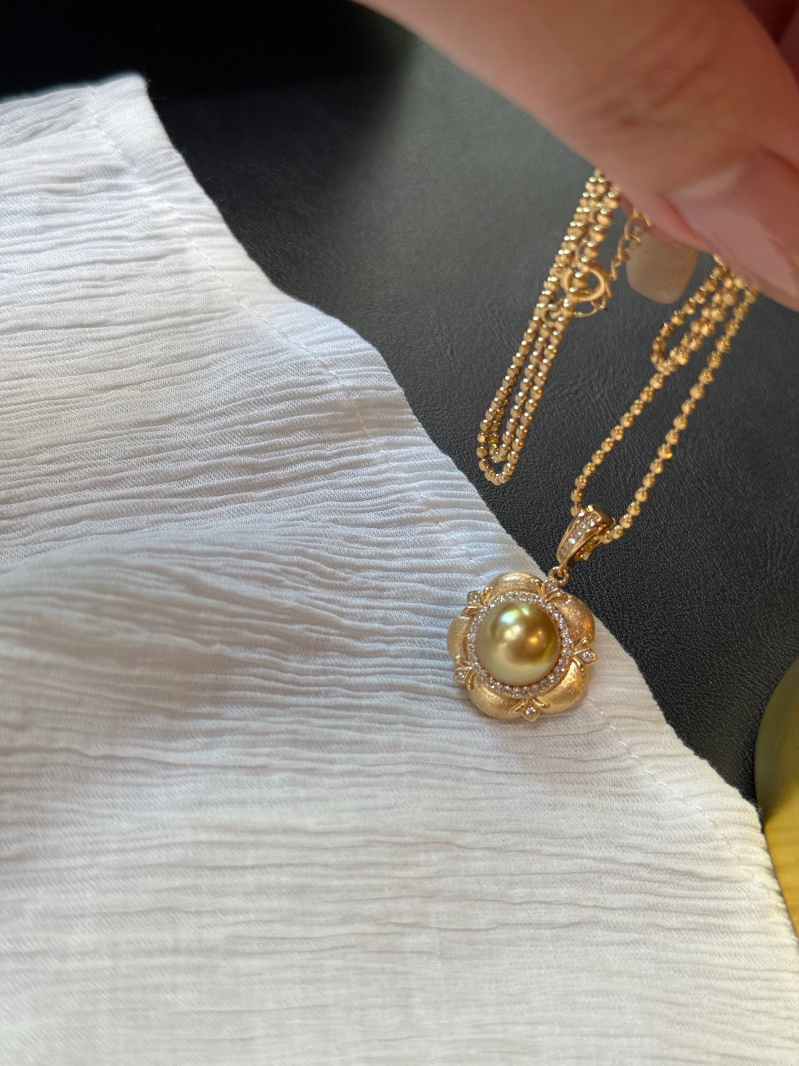 Rich Gold South Sea Pearl Pendant - 3
