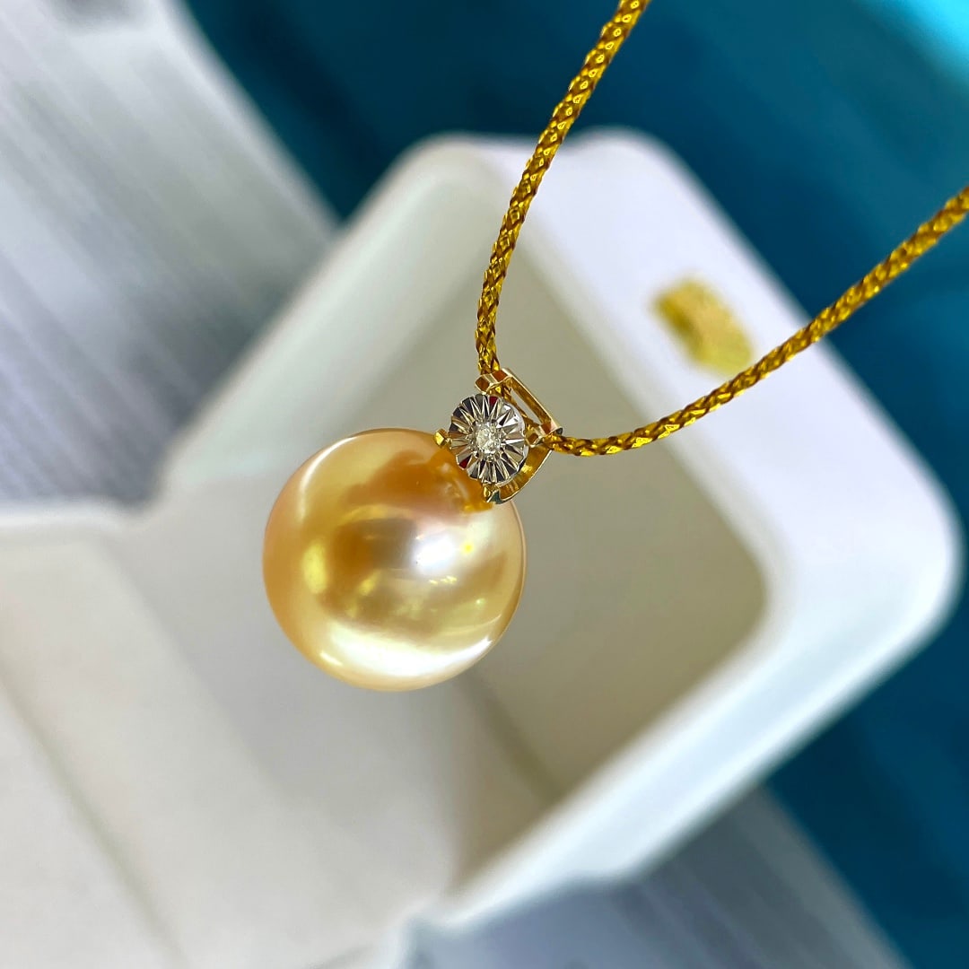 18K Gold Natural South Sea Golden Pearl Pendant - 4