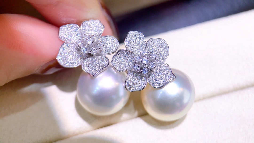 925 Silver Natural Australian White Pearl Earrings - 4