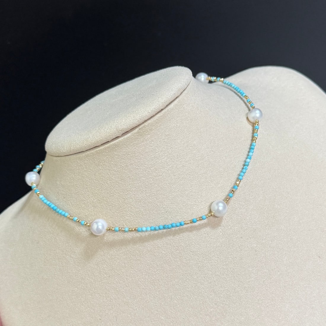 Natural Freshwater Pearl Necklace - 4