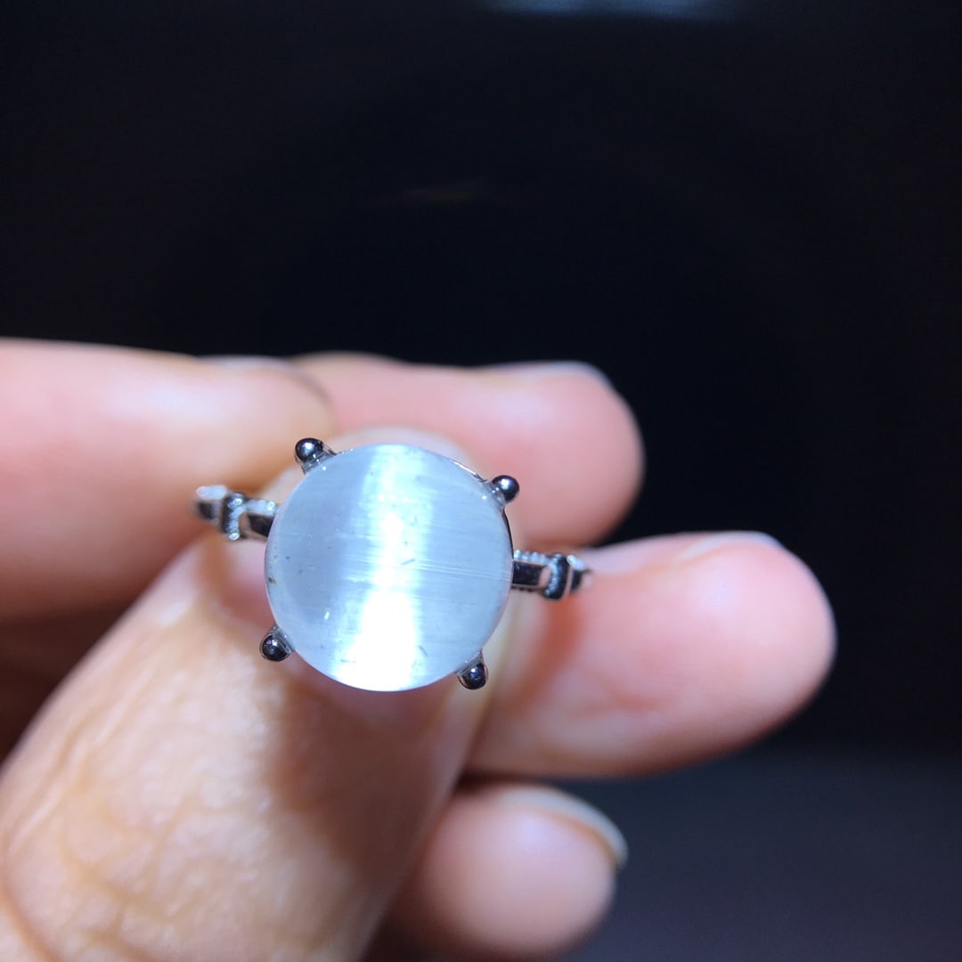 925 Silver Natural Topaz Ring - 6