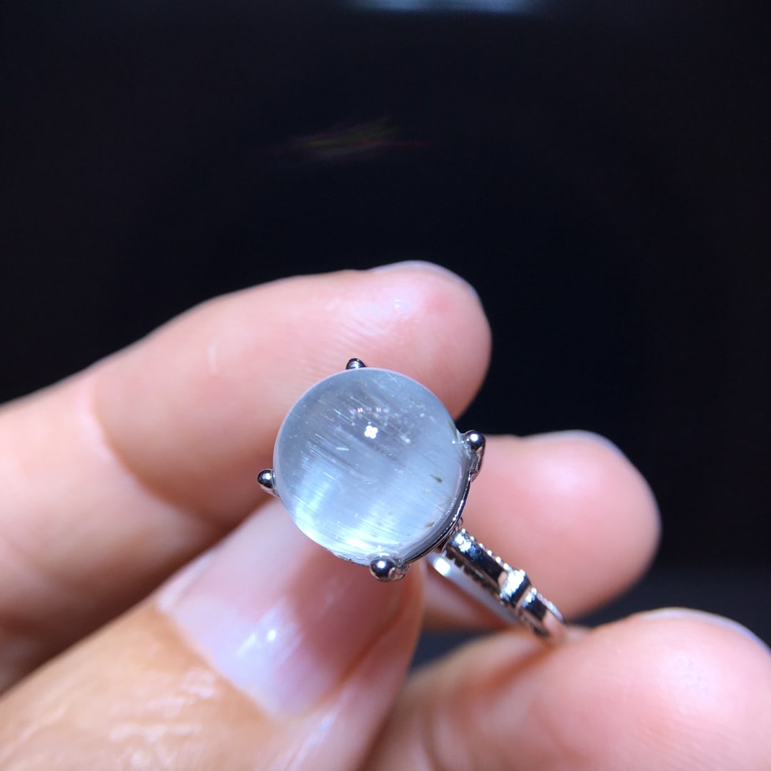 925 Silver Natural Topaz Ring - 8