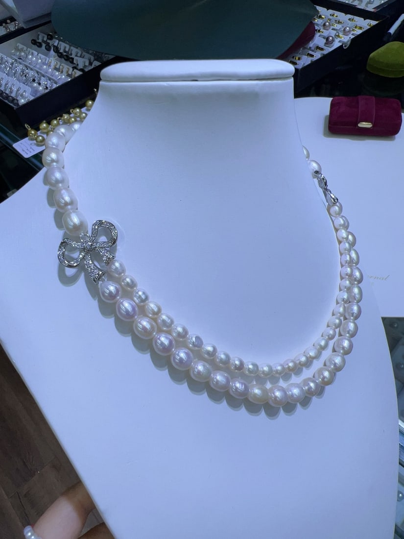 Natural Freshwater Pearl Necklace - 4