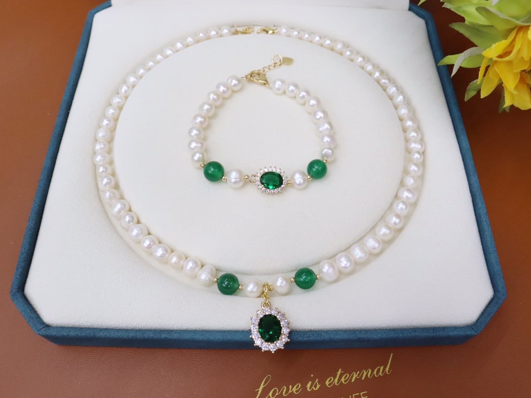 Natural White Pearl Necklace and Bracelet Set - 7