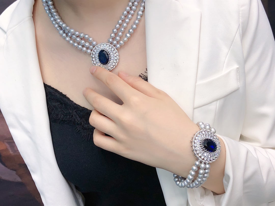 Natural Pearl Layered Set - 4