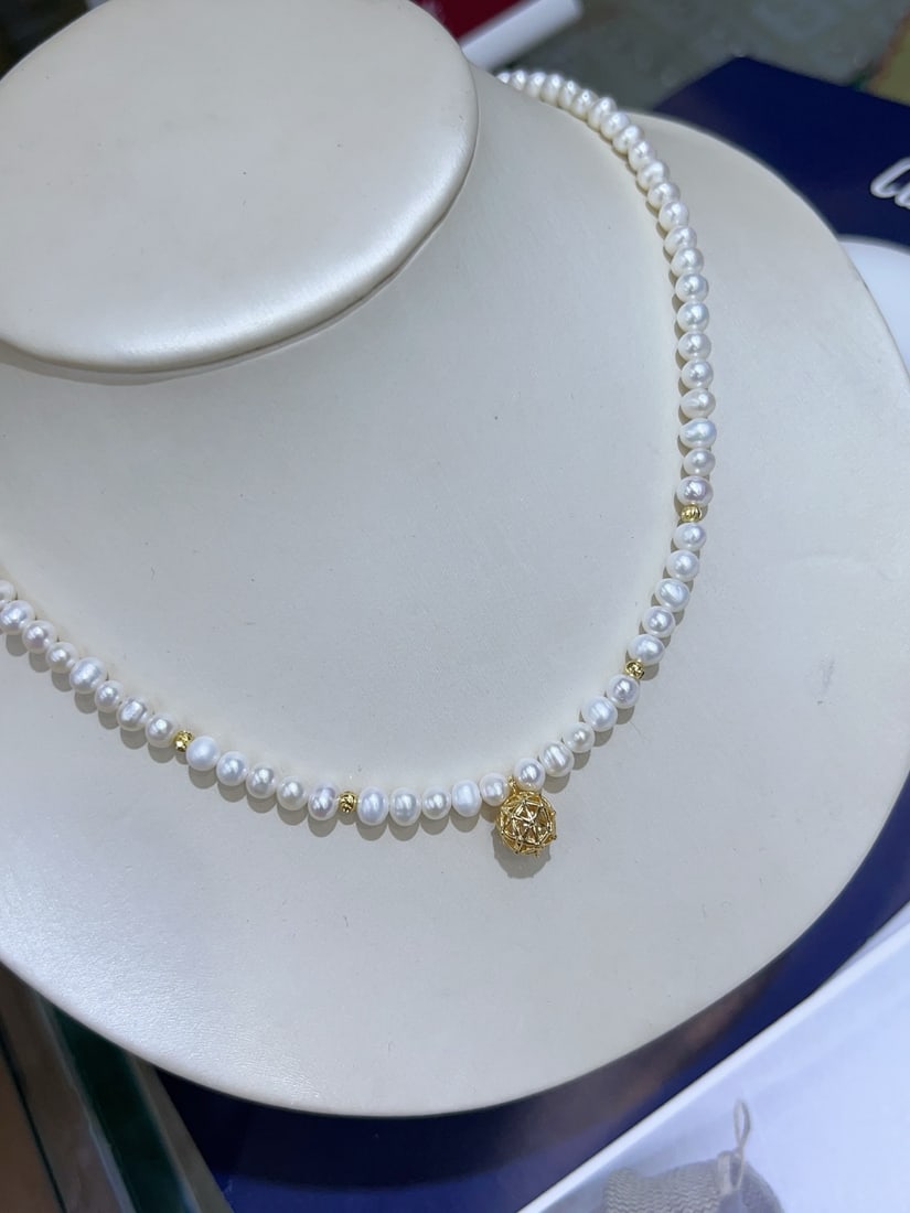 Natural Freshwater Pearl Necklace - 5