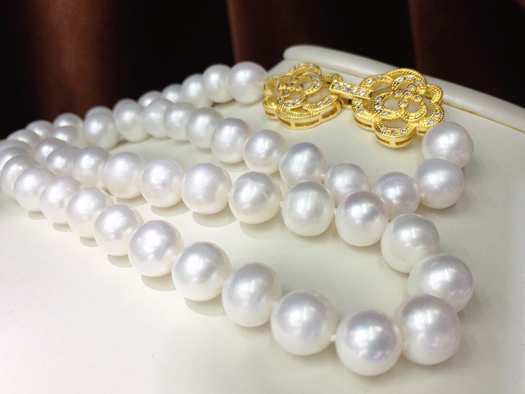 Natural Pearl Necklace - 8