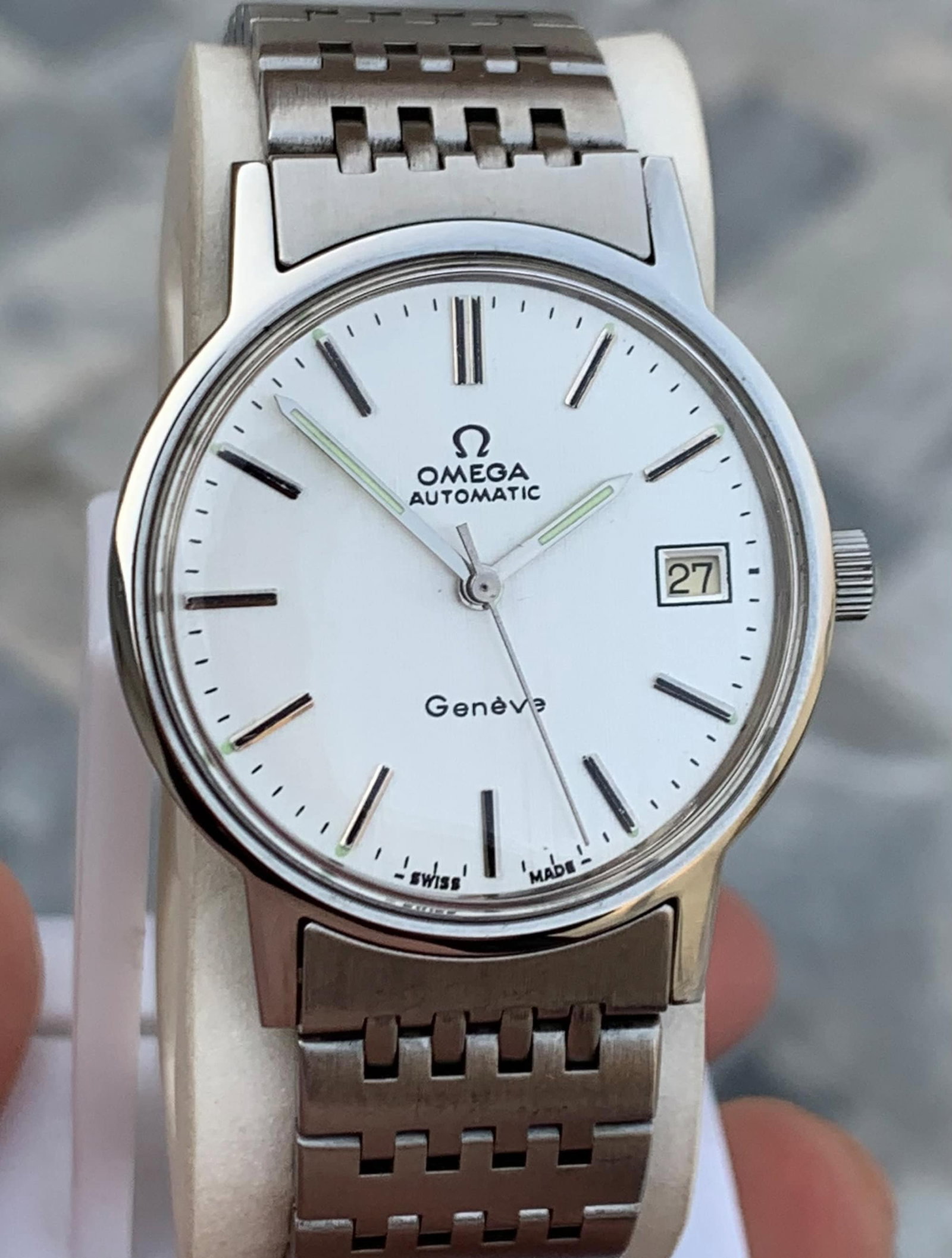 Vintage Omega Geneve Automatic Watch 37mm Classic Swiss Mens Dress Timepiece - 2