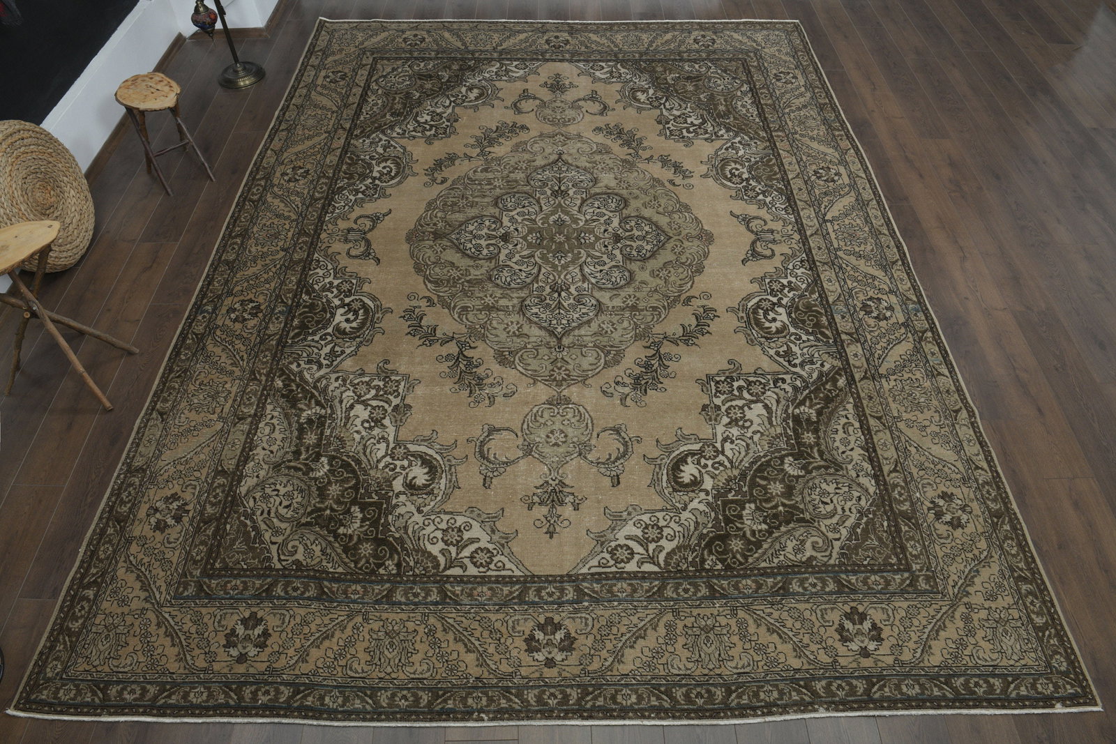 9.8x12.9 ft, OVERSIZED ORANGE BROWN: Title: 9.8x12.9 ft, OVERSIZED ORANGE BROWN Description: This Turkish one-of-a-kind Anatolian Vintage Rug is hand-knotted and handwoven by the most skilled artisans who use pure wool, in muted,