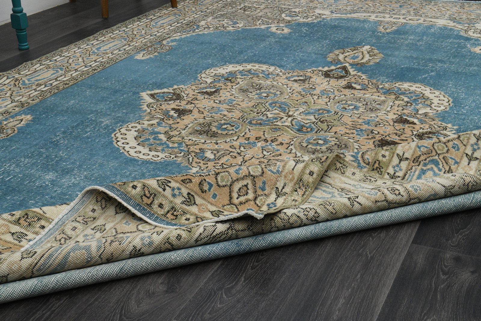 8.4x12.9 ft, VINTAGE OUSHAK RUG: Title: 8.4x12.9 ft, VINTAGE OUSHAK RUG Description: This Turkish one-of-a-kind Anatolian Vintage Rug is hand-knotted and handwoven by the most skilled artisans who use pure wool, in muted, natural ton