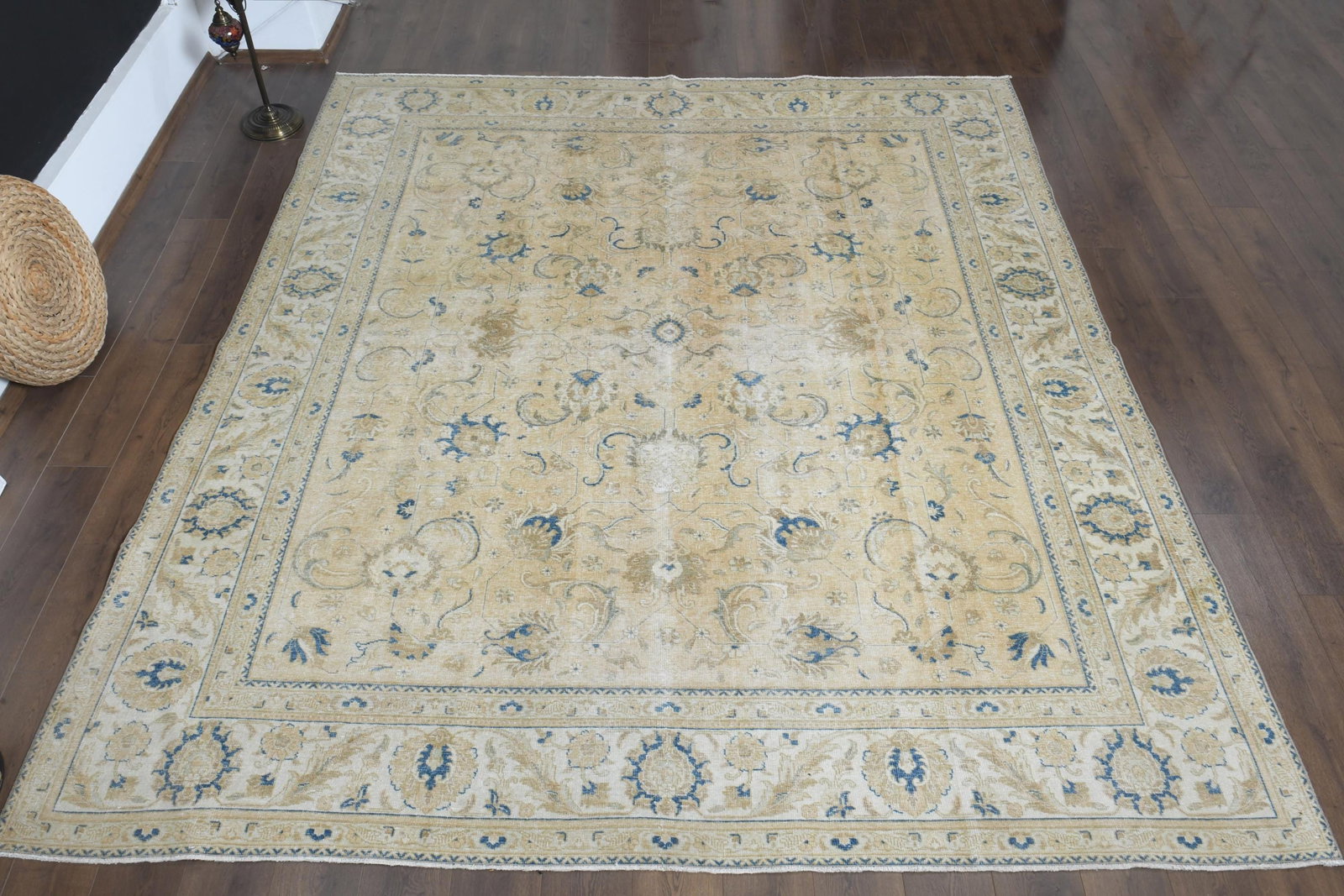 9'5x10'9 ft, BRIGHT LUXURY RUG: Title: 9'5x10'9 ft, BRIGHT LUXURY RUG Description: This Turkish one-of-a-kind Anatolian Vintage Rug is hand-knotted and handwoven by the most skilled artisans who use pure wool, in muted, natural tone