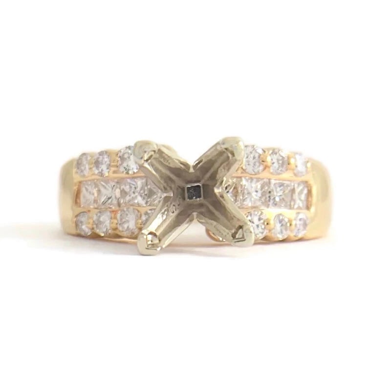 3-Row Princess Round Diamond Engagement Ring Mounting 14K Yellow Gold: 3-Row Princess Round Diamond Engagement Ring Mounting 14K Yellow Gold 5.07 Gr This is a gorgeous diamond engagement ring mounting ready to house a diamond or gemstone of your choice. Don't hesitate to