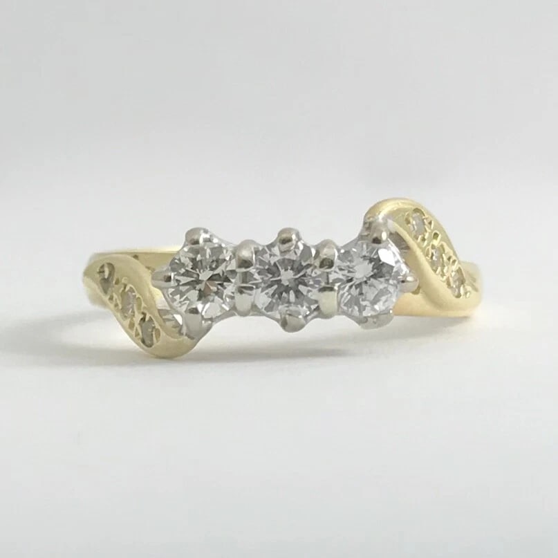 Round 3-Stone Diamond Ring 18K Yellow Gold, .35 CTW, 2.57 Grams - 6