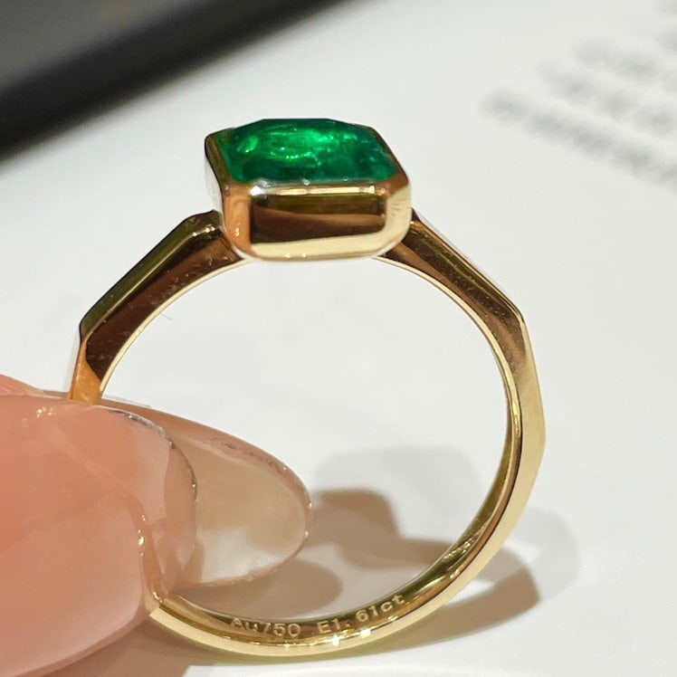 14K GOLD 1.61 CT VIVID GREEN NATURAL EMERALD RING - 4