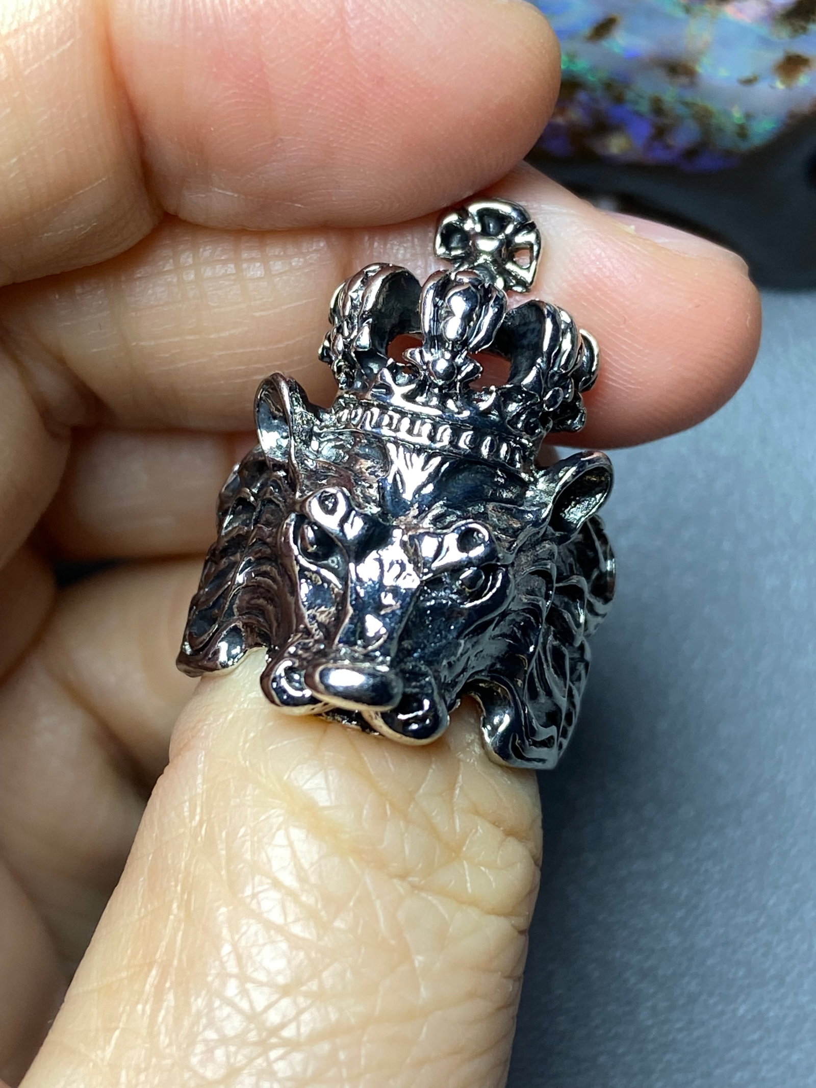 Hollow three-dimensional Lion King knuckle ring amulet ring - 4